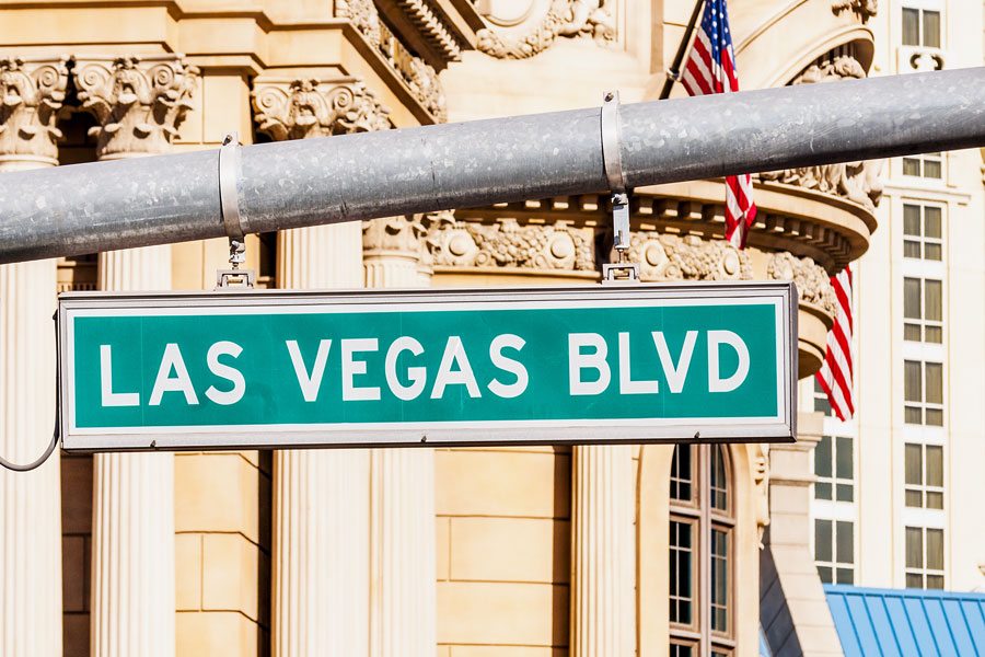 las vegas blvd street sign