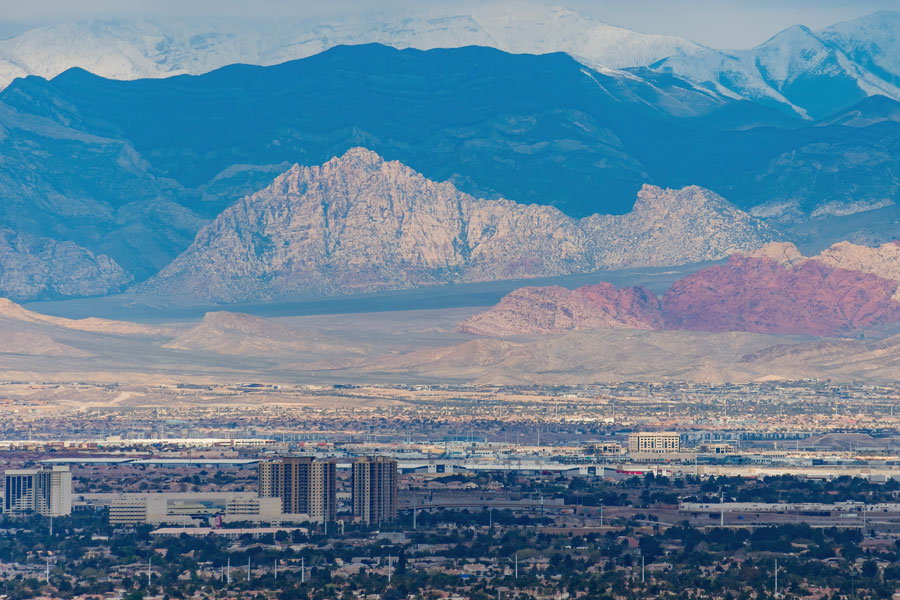 Located southeast of the Las Vegas Strip, MacDonald Highlands offers panoramic views of the Las Vegas skyline, serene desert landscapes, and the surrounding mountain ranges. MacDonald Highlands is also renowned for its high-end real estate, world-class amenities, and unparalleled natural beauty. File photo: Kit Leong, ShutterStock.com, licensed.